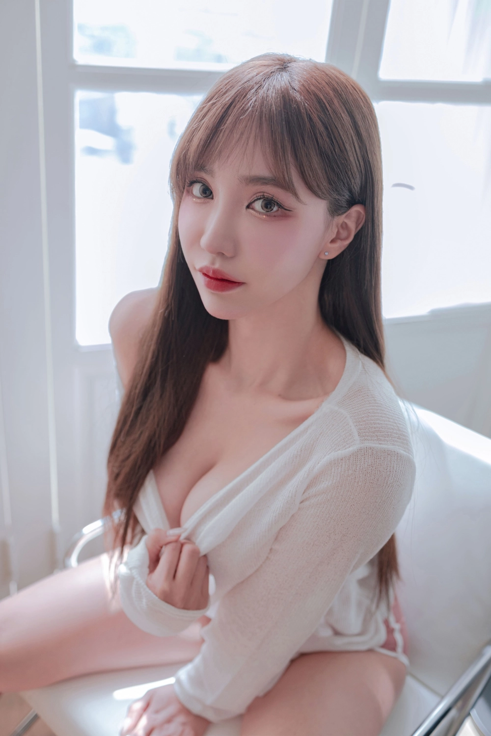 Gái xinh hở vú to thay bằng nét đẹp táo bạo sexy đầy sức hút