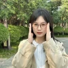 Khám phá BST ảnh gái xinh đeo kính cute ngây ngất 2026
