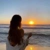 Khám phá vẻ đẹp bí ẩn qua những ảnh chụp sau lưng cô gái