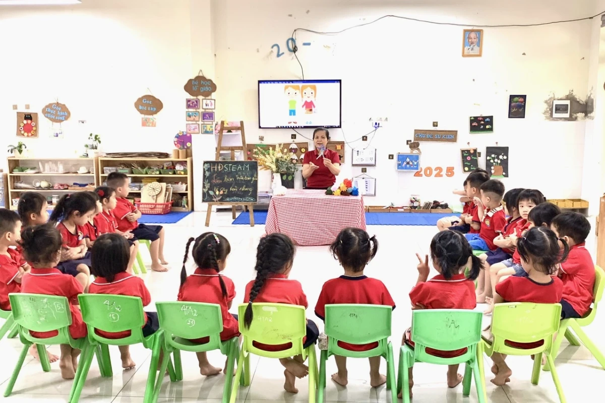 Khám phá thế giới hình bạn trai bạn gái đáng yêu cho trẻ tô màu