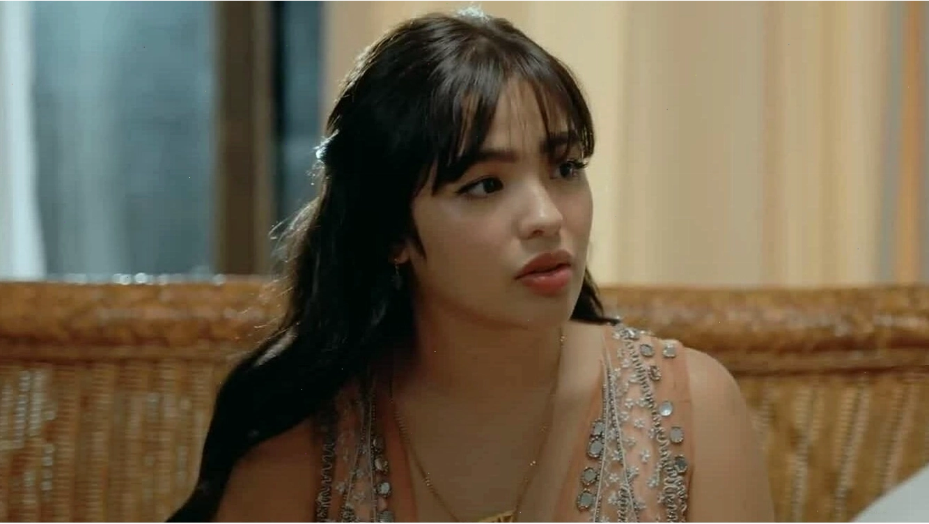 Andrea Brillantes với vẻ đẹp trong sáng và phong cách trẻ trung