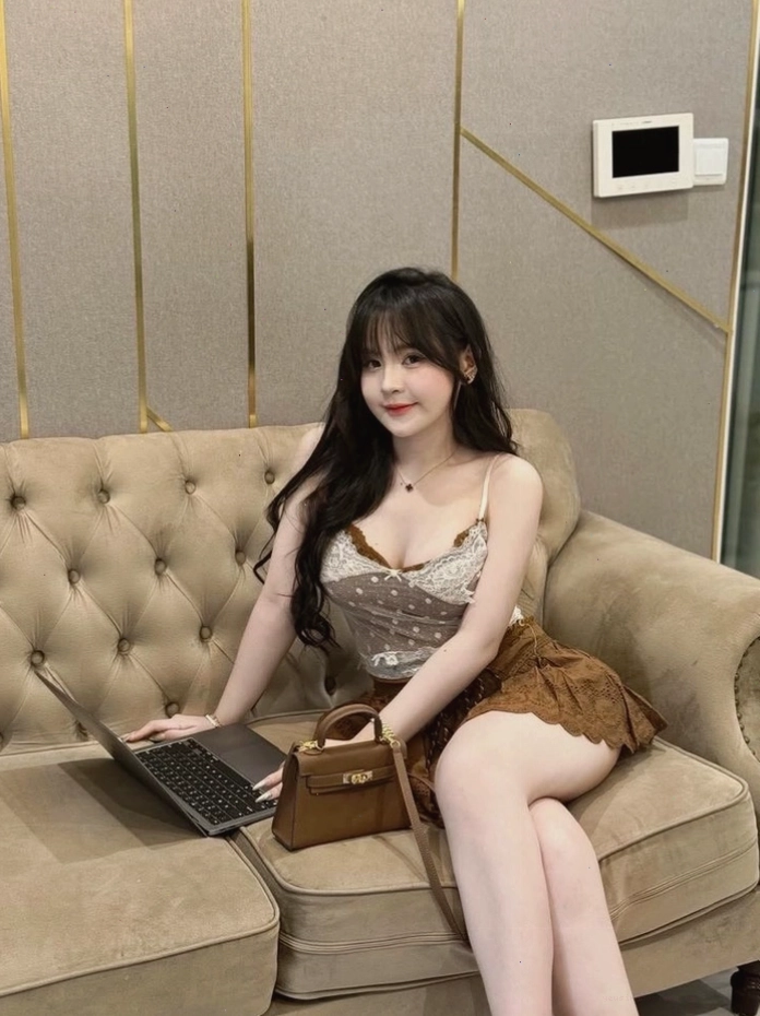 Ảnh gái xinh Việt Nam hóa thân thành nhân vật cosplay quyến rũ