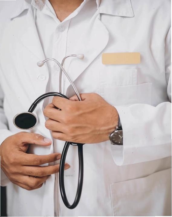 Bác sĩ tư vấn và lựa chọn dịch vụ y tế tại Medlatec