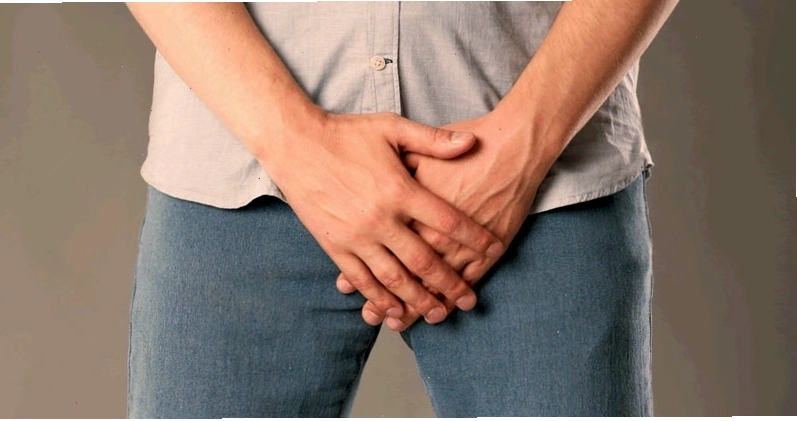 Bệnh nhân thường cảm thấy ngứa rát, khó chịu tại vùng bị hăm