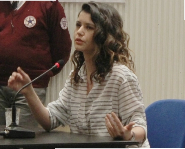 Beren Saat, nữ diễn viên tài năng với vẻ đẹp sắc sảo