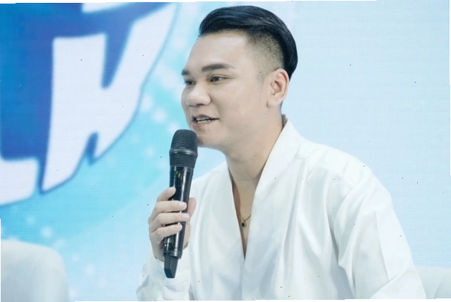Ca sĩ Khắc Việt và vợ