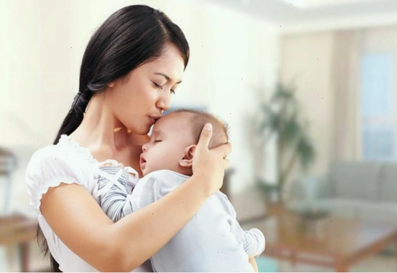 Cha mẹ nên đưa trẻ đi khám sớm nếu phát hiện các dấu hiệu bất thường