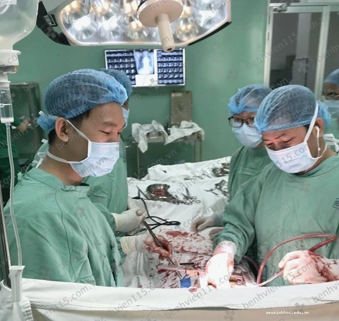 Cô gái Sài Gòn mạnh mẽ đối mặt với thử thách sức khỏe