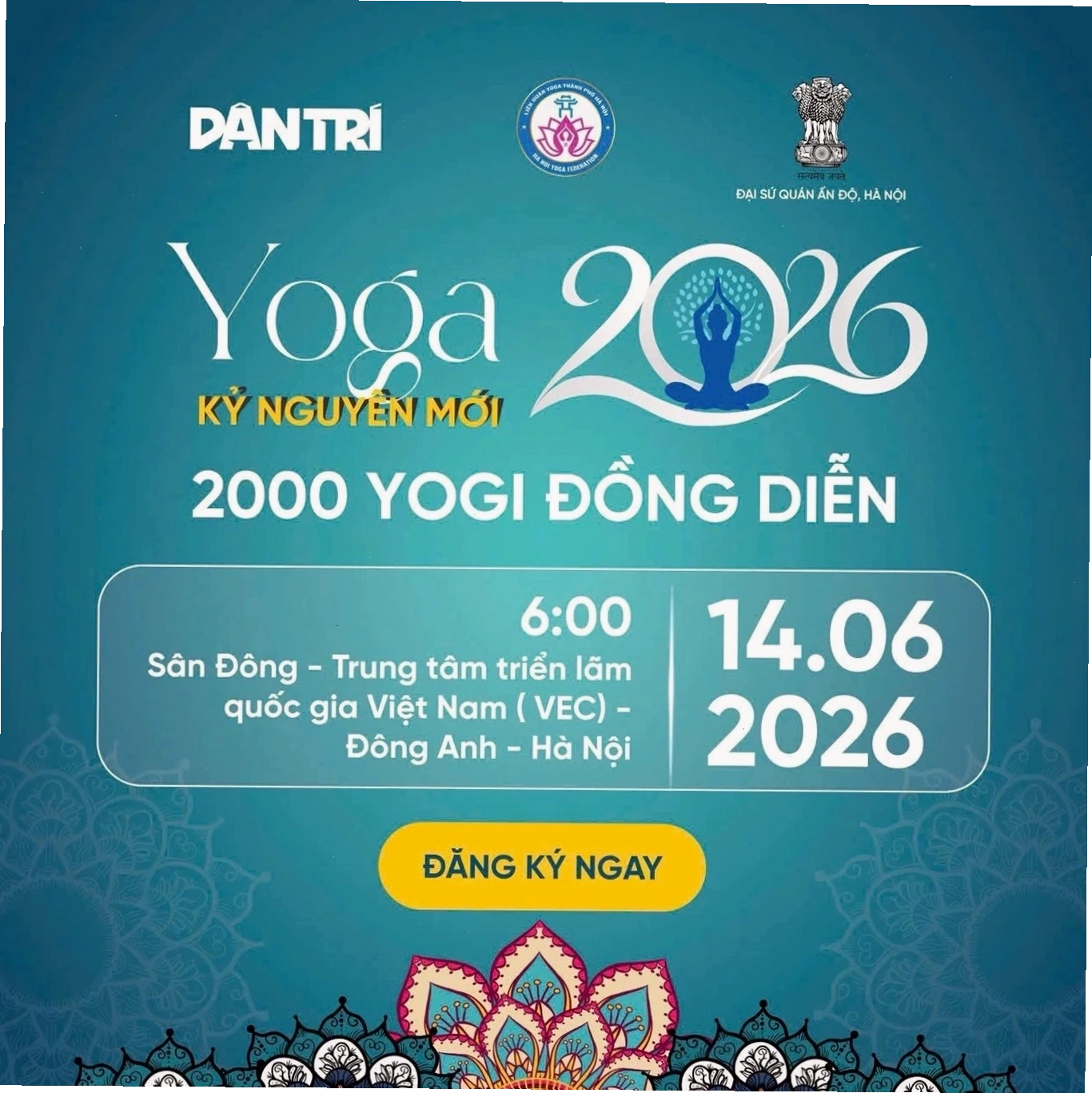 Cô gái với vẻ đẹp dịu dàng, thanh thoát trong trang phục truyền thống, tạo dáng nhẹ nhàng bên những đóa hoa