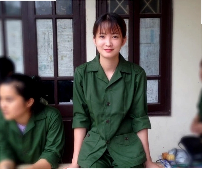 Cô gái xinh đẹp với phong cách thời trang ấn tượng