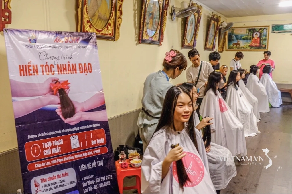 Cuộc sống nghĩa tình đầy nhân ái