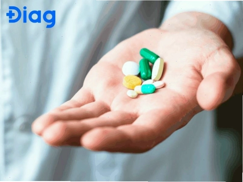 Da nổi những hạt nhỏ nhưng không ngứa có thể là phát ban do thuốc