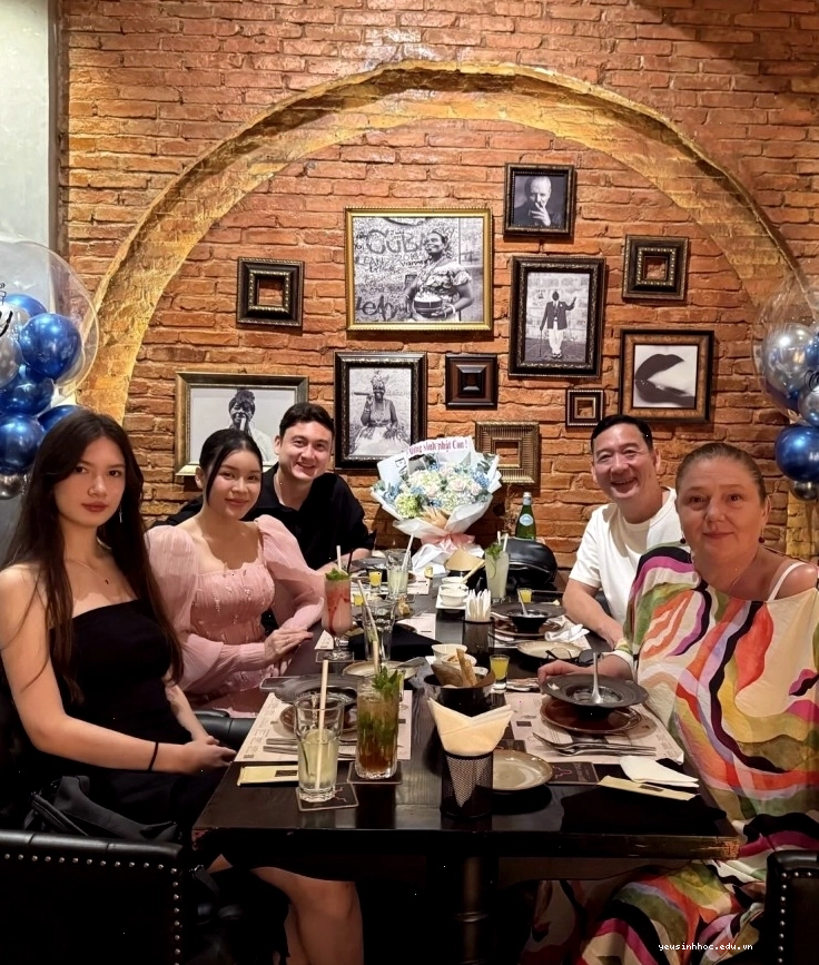 Đặng Thanh Giang, em gái Đặng Văn Lâm, sở hữu chiều cao 1m85 ấn tượng