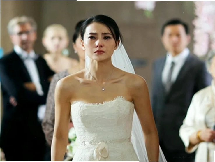 Diễn viên trai xinh gái đẹp Trung Quốc trong một cảnh phim