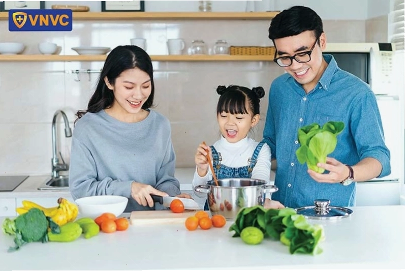 Gia đình ăn nhiều rau xanh