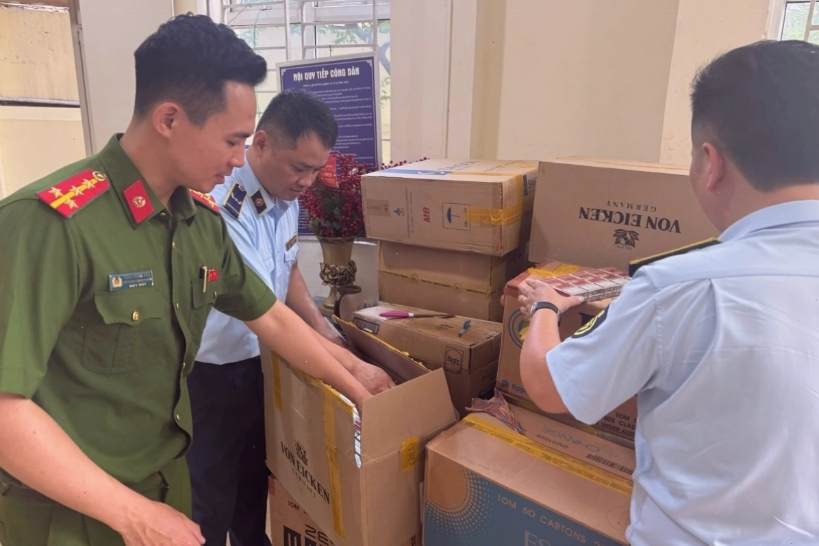 Hà Nội: Truy cứu trách nhiệm hình sự vụ 8.280 bao thuốc lá nhập lậu