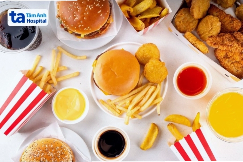 Hạn chế thực phẩm chế biến sẵn và đồ ăn nhanh cho người suy giáp