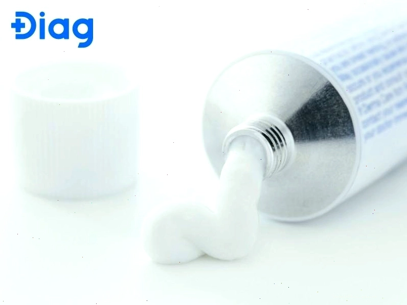Không tự ý dùng thuốc hoặc bôi các sản phẩm điều trị khi chưa rõ nguyên nhân