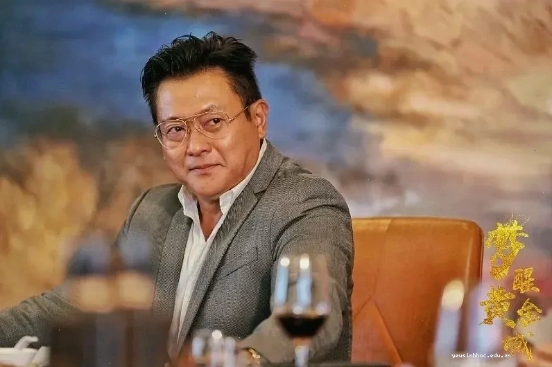 Marco Ngai trong vai Ma Sanmu phim Waking Up in the Golden City