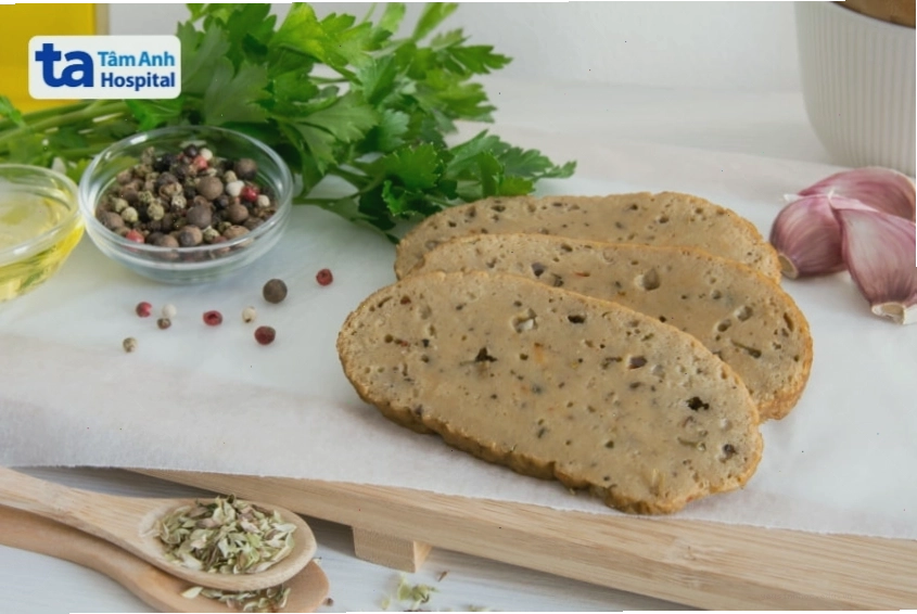 Người bị u tuyến giáp nên hạn chế thực phẩm chứa gluten như bánh mì và mì ống