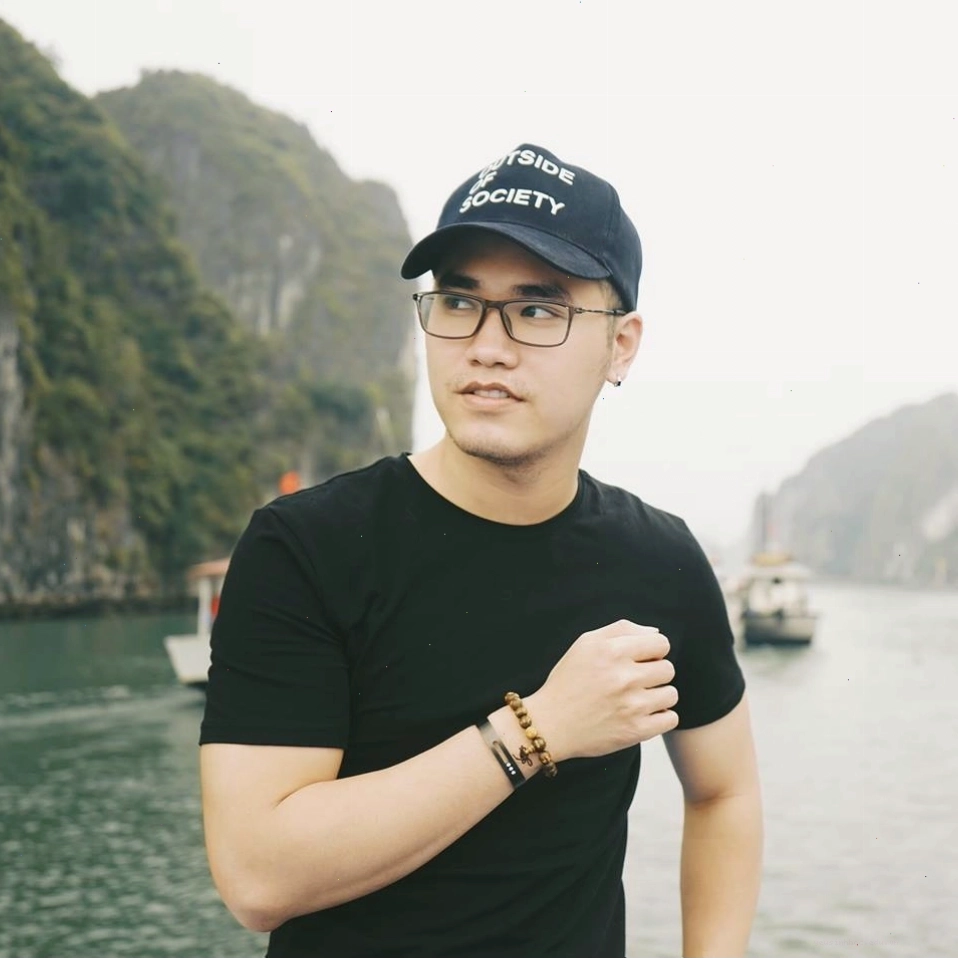 Nhạc sĩ Khắc Hưng