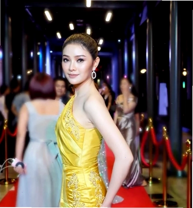 Phụ nữ Lào trong trang phục lao động