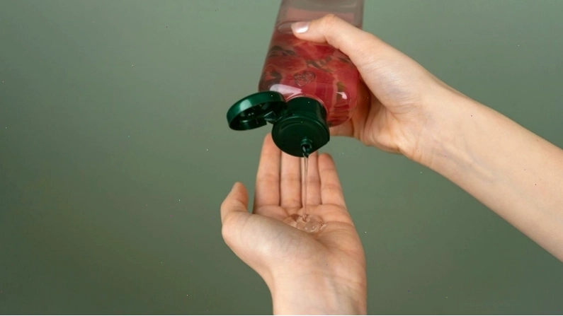 Sử dụng sữa tắm trị nấm da 2-3 lần/tuần để đạt hiệu quả tốt nhất