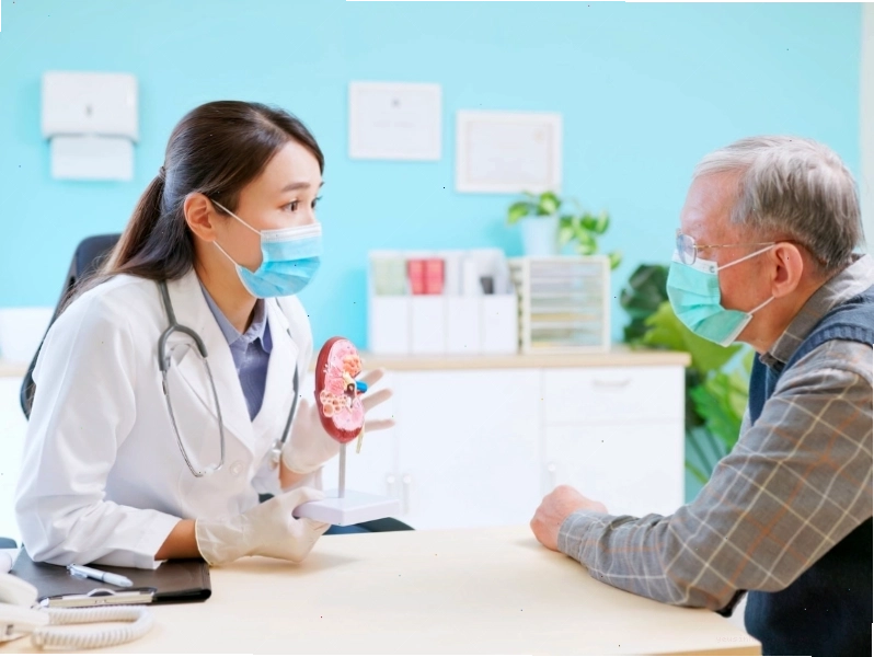 Tham khảo ý kiến bác sĩ khi xây dựng thực đơn cho người suy thận và tiểu đường