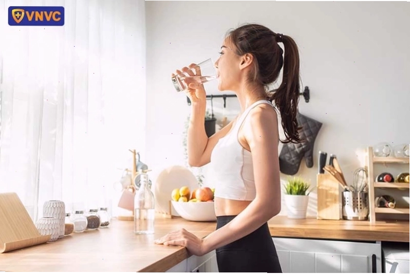 Uống đủ nước là yếu tố quan trọng để duy trì sức khỏe