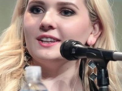 Abigail Breslin: Hành trình sự nghiệp và những cột mốc đáng nhớ