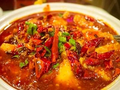 Người lớn sốt phát ban có được tắm không và những điều cần kiêng kỵ