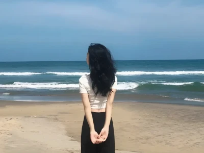 Những hình ảnh cô gái sau lưng đầy cảm xúc và ý nghĩa